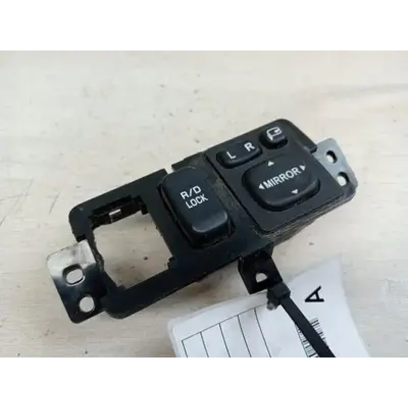 MITSUBISHI TRITON MISC SWITCH/RELAY REAR DIFF LOCK SWITCH, MN, 08/09-04/15 09 10 MITSUBISHI TRITON MISC SWITCH/RELAY REAR DIFF LOCK SWITCH, MN, 08/09-04/15 09 10