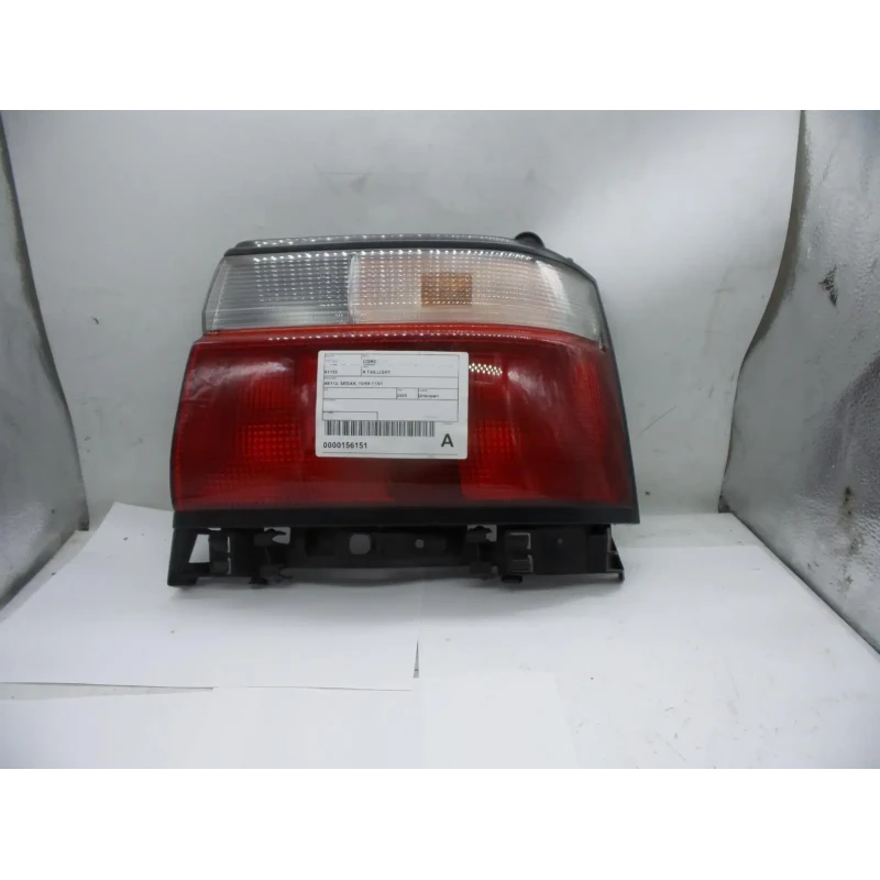 TOYOTA COROLLA RIGHT TAILLIGHT AE101, HATCH, LENS# 12-368, 05/92-06/96 1995