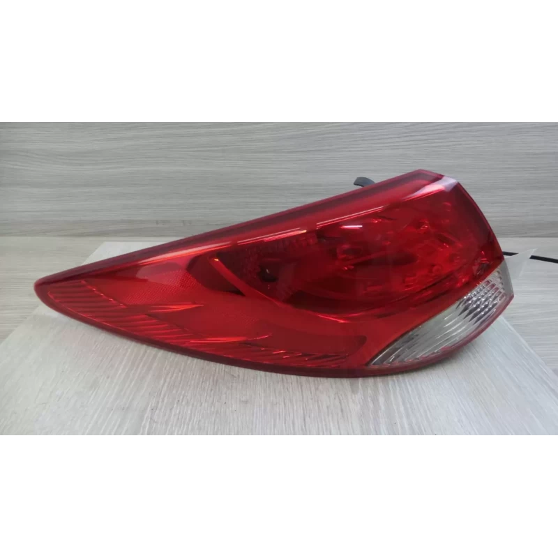 HYUNDAI IX35 LEFT TAILLIGHT LM SERIES (VIN TMAJ), IN BODY, 09/13-01/16 2013