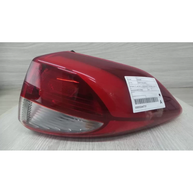 HYUNDAI TUCSON RIGHT TAILLIGHT IN BODY, TL, ACTIVE X, KOREAN BUILT (VIN KMHJ), N