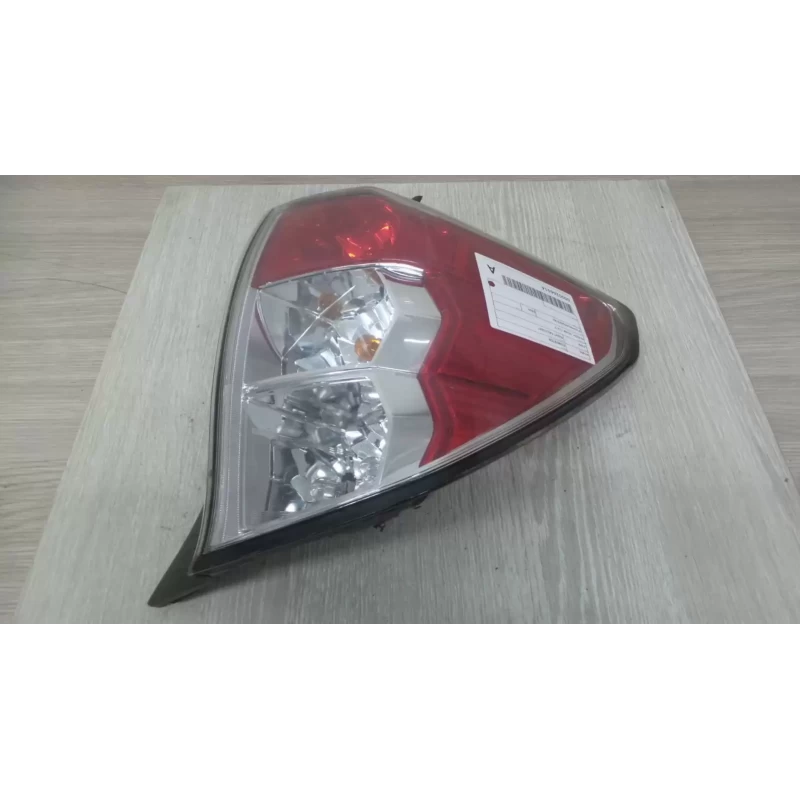 SUBARU FORESTER RIGHT TAILLIGHT IN BODY, 02/08-12/12 2009