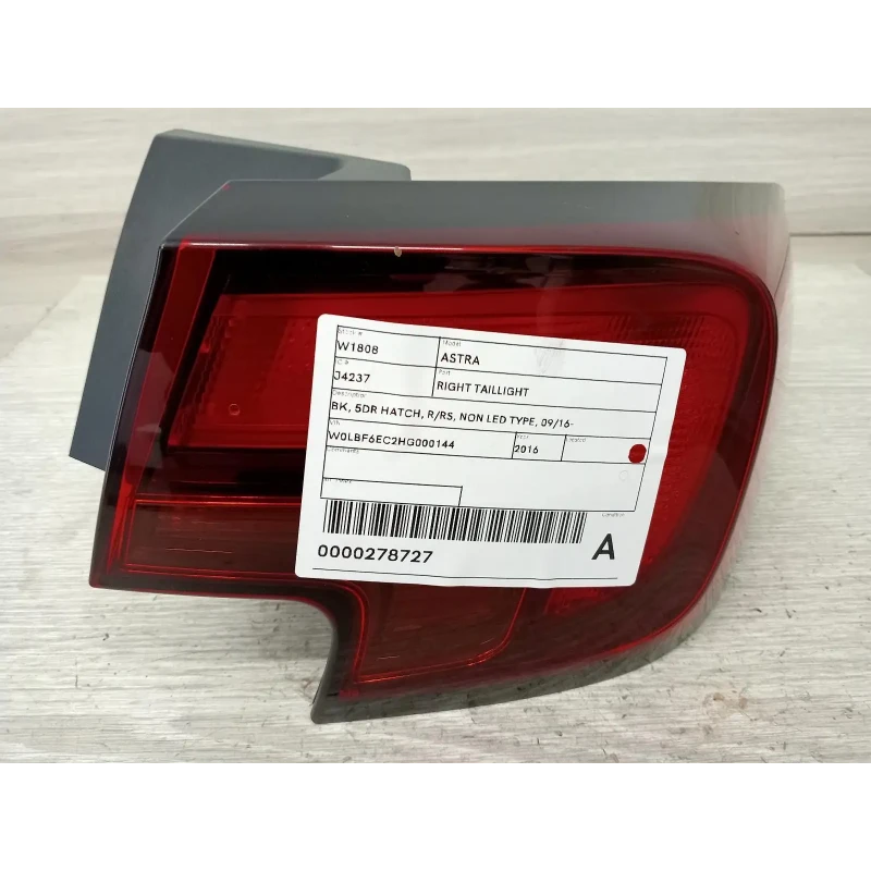 HOLDEN ASTRA RIGHT TAILLIGHT BK, 5DR HATCH, R/RS, NON LED TYPE, 09/16- 2016