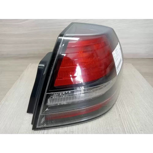 HOLDEN COMMODORE RIGHT TAILLIGHT VE, SEDAN, CALAIS, 08/06-05/13 2007