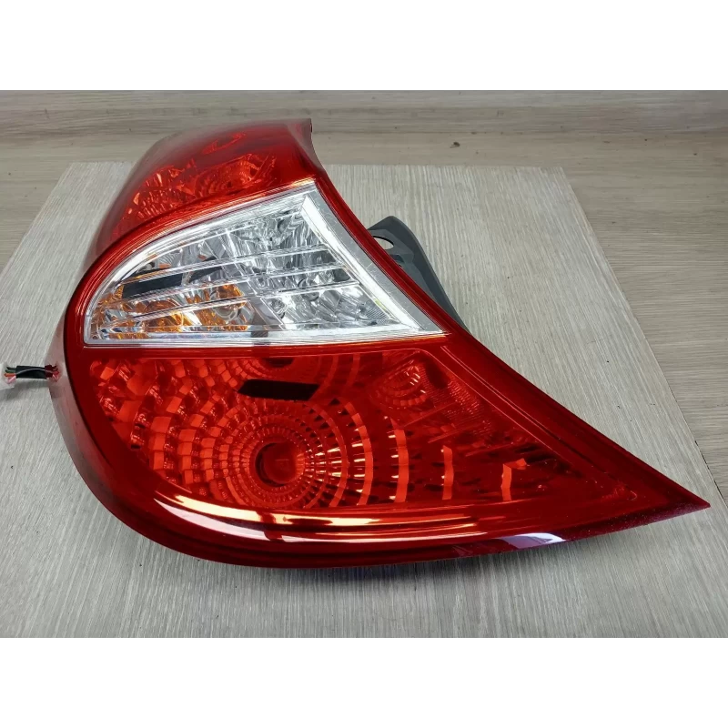 HYUNDAI ACCENT LEFT TAILLIGHT RB, HATCH, 07/11-12/19 2016