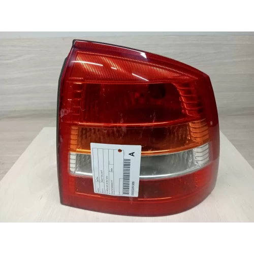 HOLDEN ASTRA RIGHT TAILLIGHT TS, 5DR & 3DR, 09/98-10/06 2004