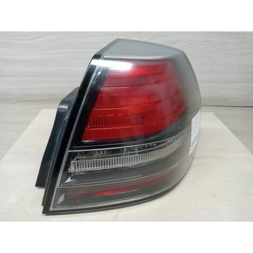 HOLDEN COMMODORE RIGHT TAILLIGHT VE, SEDAN, CALAIS, 08/06-05/13 2010