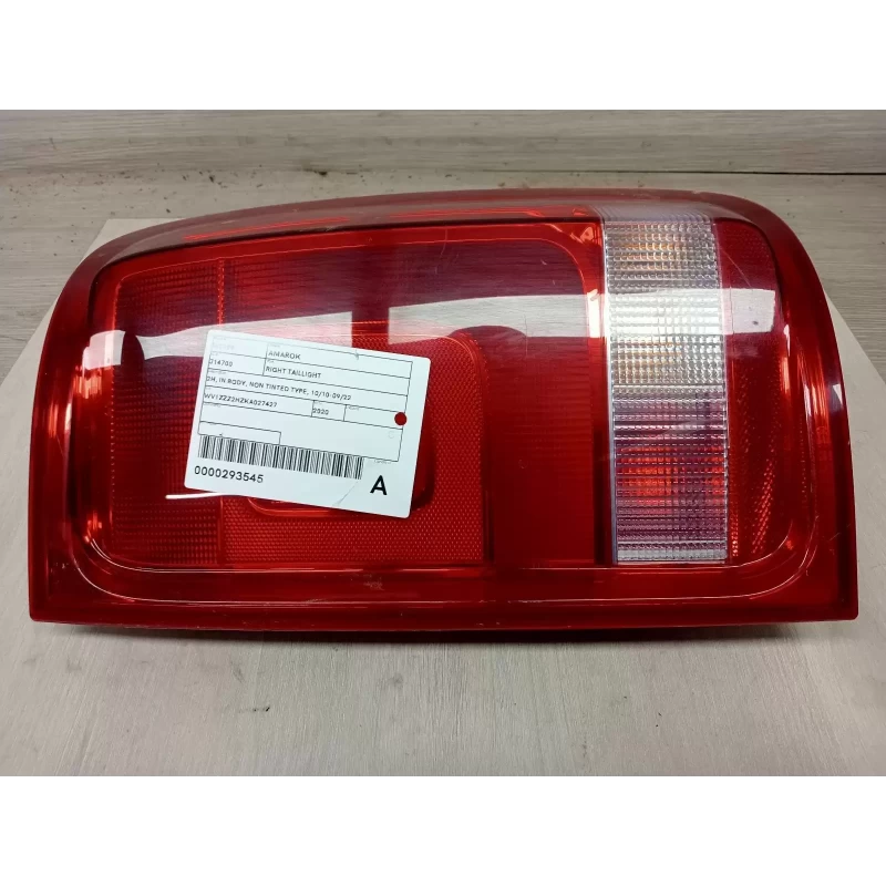 VOLKSWAGEN AMAROK RIGHT TAILLIGHT 2H, IN BODY, NON TINTED TYPE, 10/10-09/22 2020