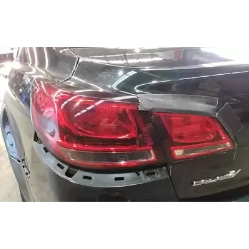 HOLDEN COMMODORE LEFT TAILLIGHT VF, SEDAN, TINTED TYPE, SS-V/CALAIS/CALAIS-V, 05