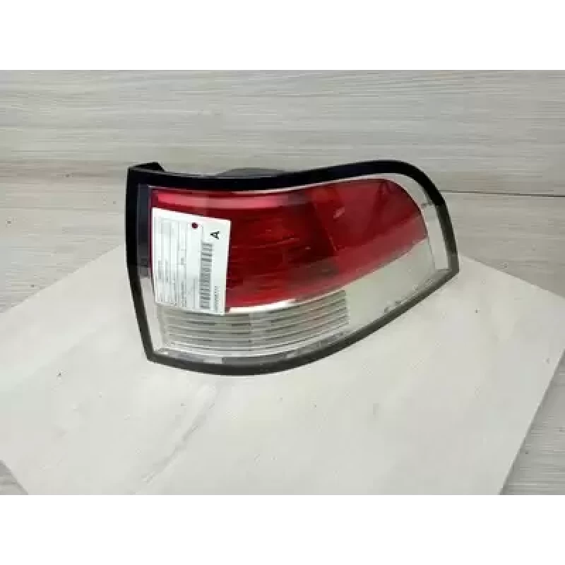 HOLDEN COMMODORE RIGHT TAILLIGHT VE, WAGON, 08/06-05/13 2008