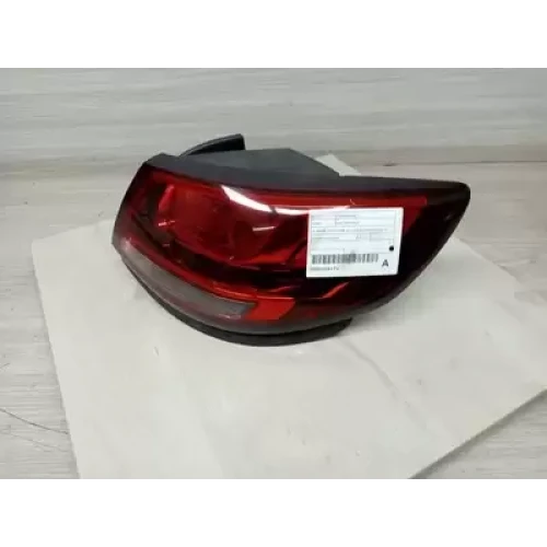 HOLDEN COMMODORE RIGHT TAILLIGHT VF, SEDAN, TINTED TYPE, SS-V/CALAIS/CALAIS-V, 0