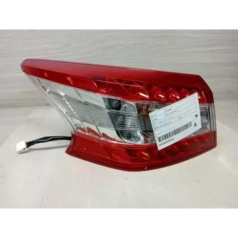NISSAN PULSAR LEFT TAILLIGHT B17, SEDAN, 12/12-12/17 2016