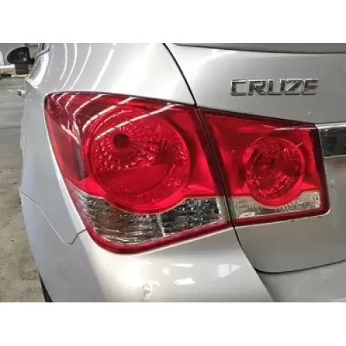 HOLDEN CRUZE LEFT TAILLIGHT JG/JH, SEDAN, 03/09-01/17 2011