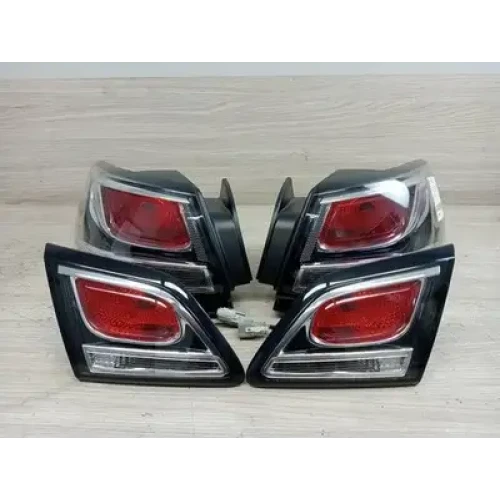 HOLDEN COMMODORE RIGHT TAILLIGHT VF, SEDAN, CLEAR TYPE, SS-V/CALAIS/CALAIS-V, 09