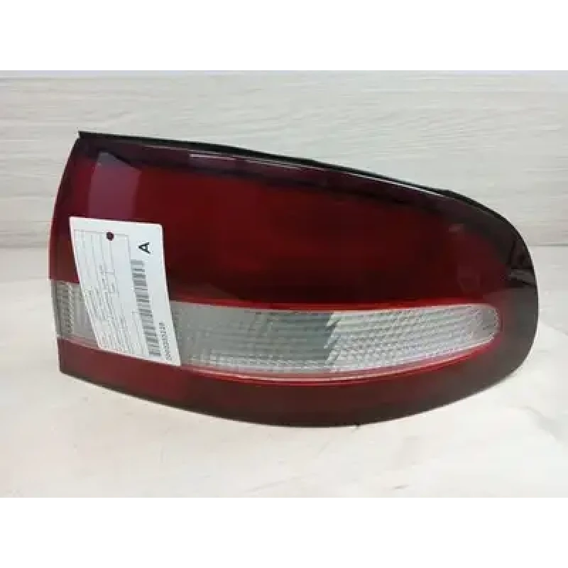 HOLDEN COMMODORE RIGHT TAILLIGHT VT, SEDAN (CLEAR BLINKER TYPE), 06/99-10/00 199