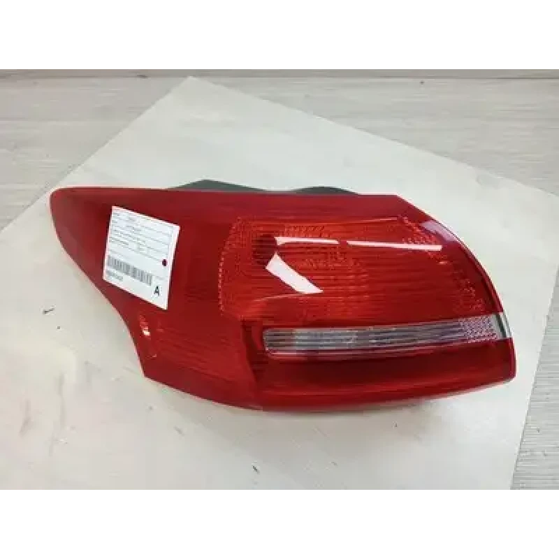 FORD FOCUS LEFT TAILLIGHT LZ, SEDAN, NON LED TYPE, 07/15-11/18 2017