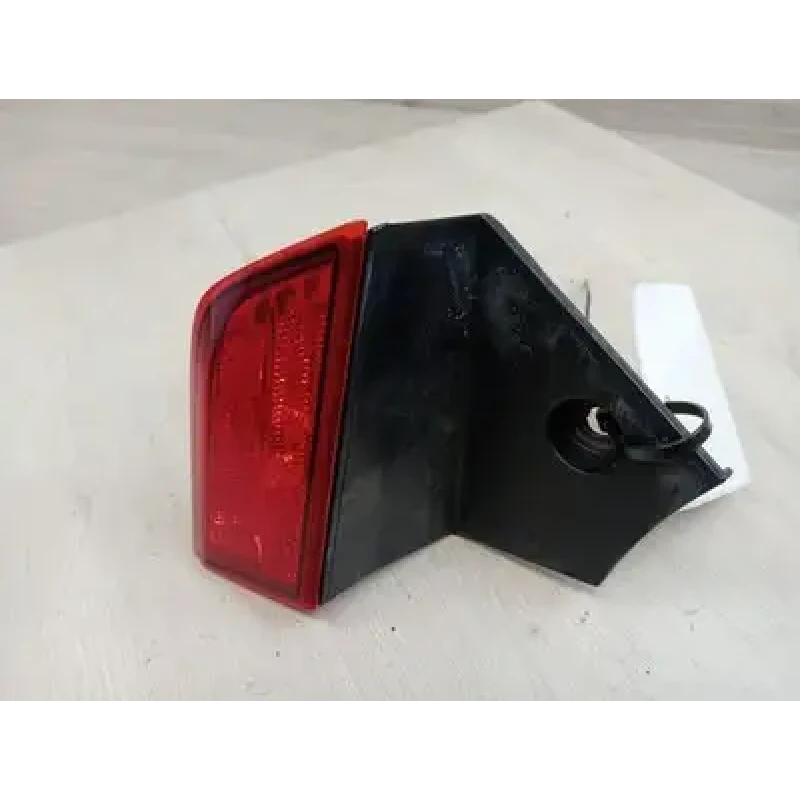MITSUBISHI PAJERO RIGHT TAILLIGHT PAJERO SPORT, QE, IN BODY REFLECTOR, 10/15-10/