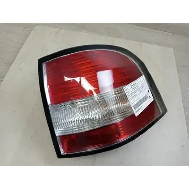 HOLDEN COMMODORE RIGHT TAILLIGHT VF, UTE, BASE/SS/SV6/SS-V/HSV MALOO, 05/13-12/1