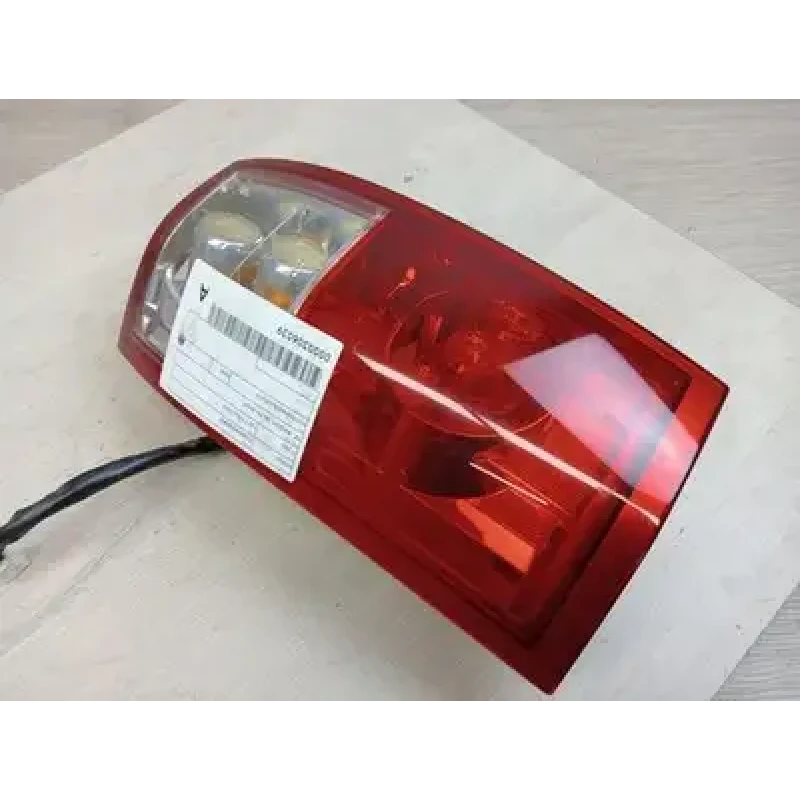 HOLDEN COMMODORE LEFT TAILLIGHT VZ, WAGON, 08/04-09/07 2005