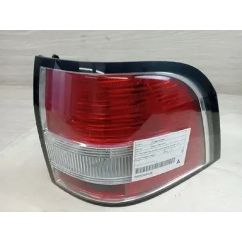 HOLDEN COMMODORE RIGHT TAILLIGHT VF, UTE, BASE/SS/SV6/SS-V/HSV MALOO, 05/13-12/1 HOLDEN COMMODORE RIGHT TAILLIGHT VF, UTE, BASE/SS/SV6/SS-V/HSV MALOO, 05/13-12/1