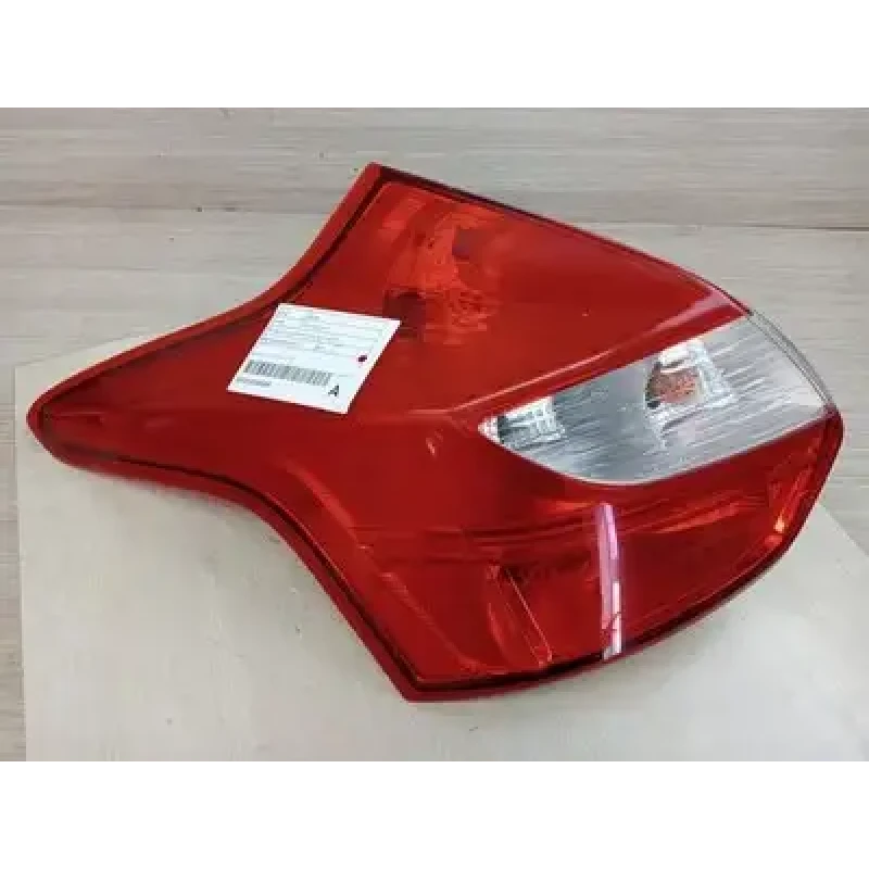 FORD FOCUS LEFT TAILLIGHT LW, HATCH, LED STRIPE TYPE, 05/11-08/15 2014
