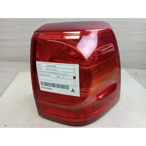 TOYOTA LANDCRUISER RIGHT TAILLIGHT 200 SERIES, LIFT UP BACK DOOR TYPE, 01/12-05/ TOYOTA LANDCRUISER RIGHT TAILLIGHT 200 SERIES, LIFT UP BACK DOOR TYPE, 01/12-05/