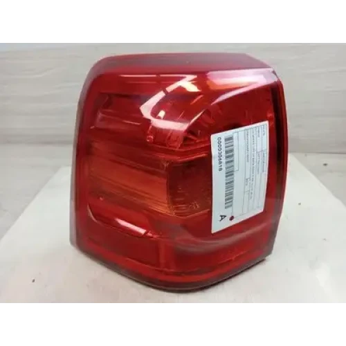 TOYOTA LANDCRUISER LEFT TAILLIGHT 200 SERIES, LIFT UP BACK DOOR TYPE, 01/12-07/1 TOYOTA LANDCRUISER LEFT TAILLIGHT 200 SERIES, LIFT UP BACK DOOR TYPE, 01/12-07/1