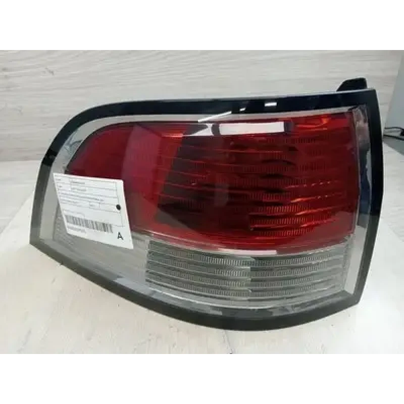 HOLDEN COMMODORE LEFT TAILLIGHT VF, WAGON, EVOKE/SV6/SS/INTERNATIONAL/SS-V/CALAI