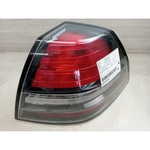 HOLDEN COMMODORE RIGHT TAILLIGHT VE, SEDAN, CALAIS, 08/06-05/13 2010 HOLDEN COMMODORE RIGHT TAILLIGHT VE, SEDAN, CALAIS, 08/06-05/13 2010