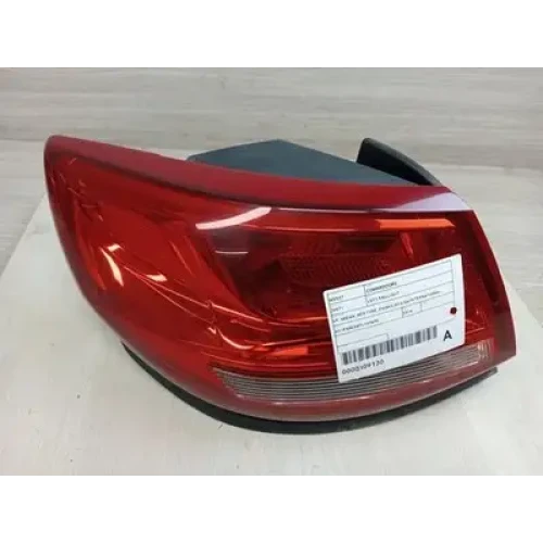 HOLDEN COMMODORE LEFT TAILLIGHT VF, SEDAN, RED TYPE, EVOKE/SV6/SS/INTERNATIONAL, HOLDEN COMMODORE LEFT TAILLIGHT VF, SEDAN, RED TYPE, EVOKE/SV6/SS/INTERNATIONAL,