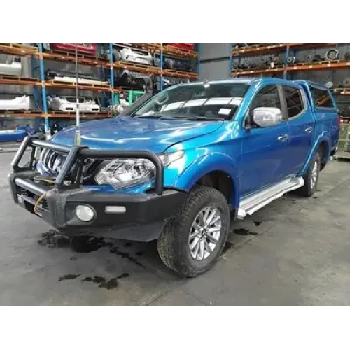 MITSUBISHI TRITON TONNEAU/COVER CANOPY, MQ-MR, DUAL CAB, 03/15-10/23 2017