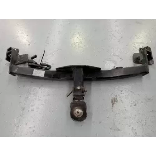 HOLDEN COMMODORE TOWBAR VF, UTE, 05/13-12/17 2014