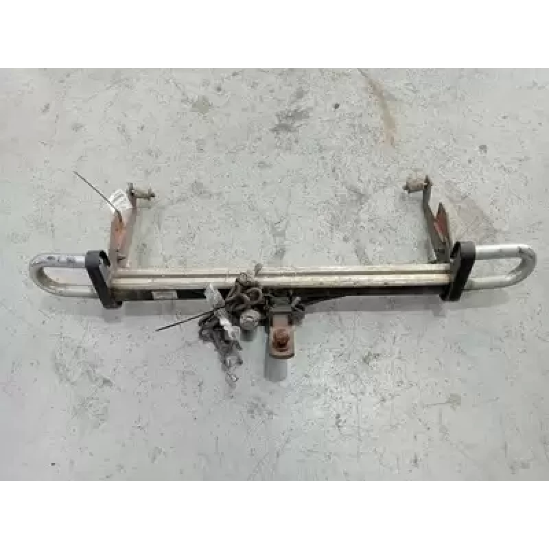 TOYOTA HILUX TOWBAR 2WD, 03/05-08/15 2010