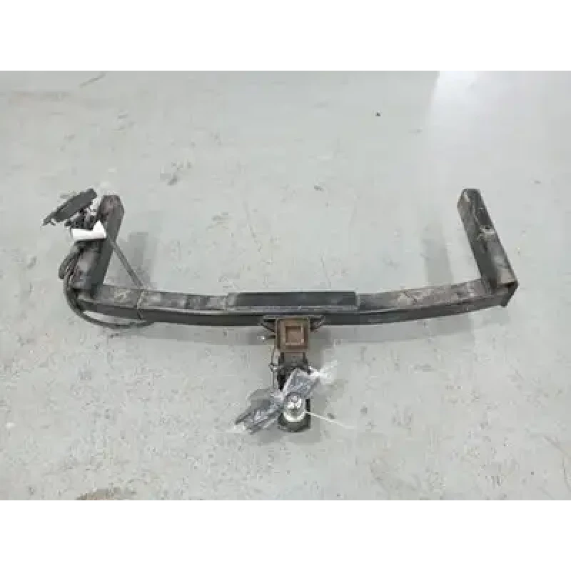 HOLDEN COMMODORE TOWBAR VF, SEDAN, STANDARD TYPE, 05/13-12/17 2014