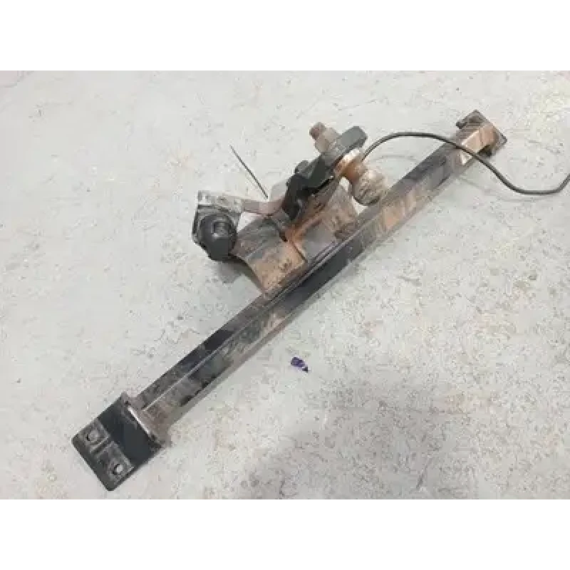 HOLDEN COMMODORE TOWBAR VY1-VZ, 1200KG, SEDAN/WAGON, 10/02-09/07 2003