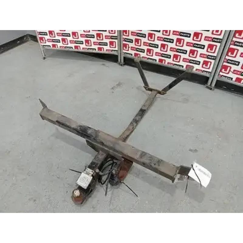 HOLDEN COMMODORE TOWBAR VY1-VZ, 2100KG, SEDAN/WAGON, 10/02-09/07 2006