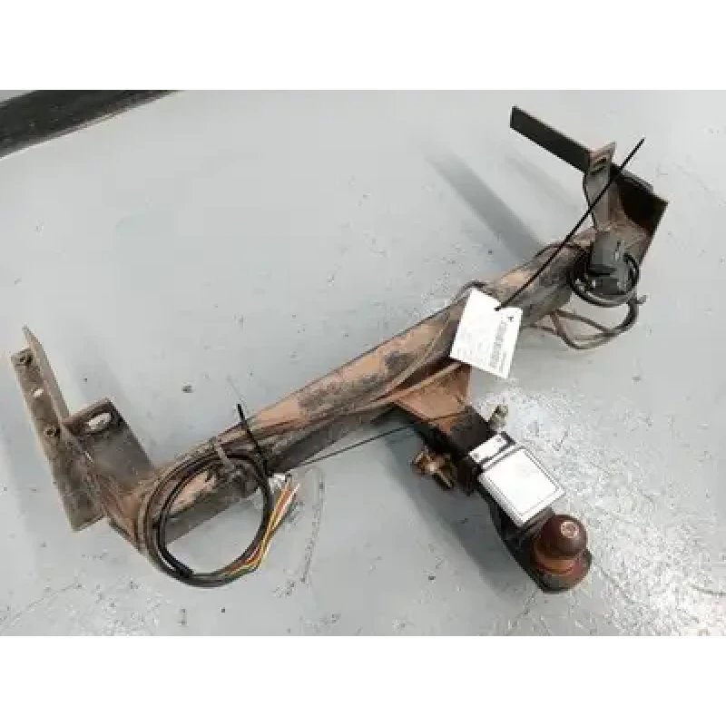SUBARU FORESTER TOWBAR AFTERMARKET, 02/08-12/12 2011