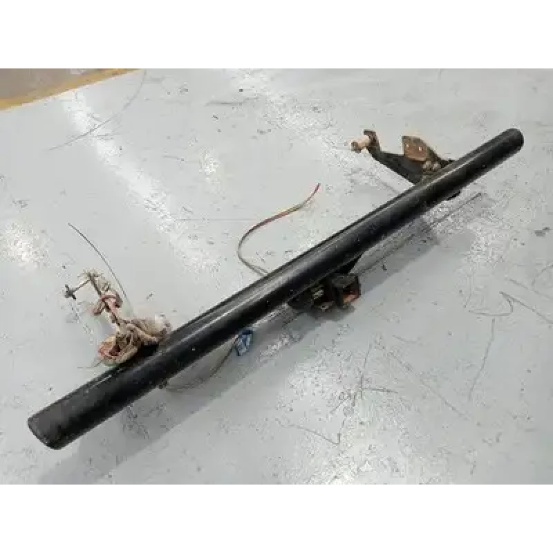 TOYOTA HILUX TOWBAR 4WD, NO REAR BUMPER TYPE, 03/05-08/15 2009