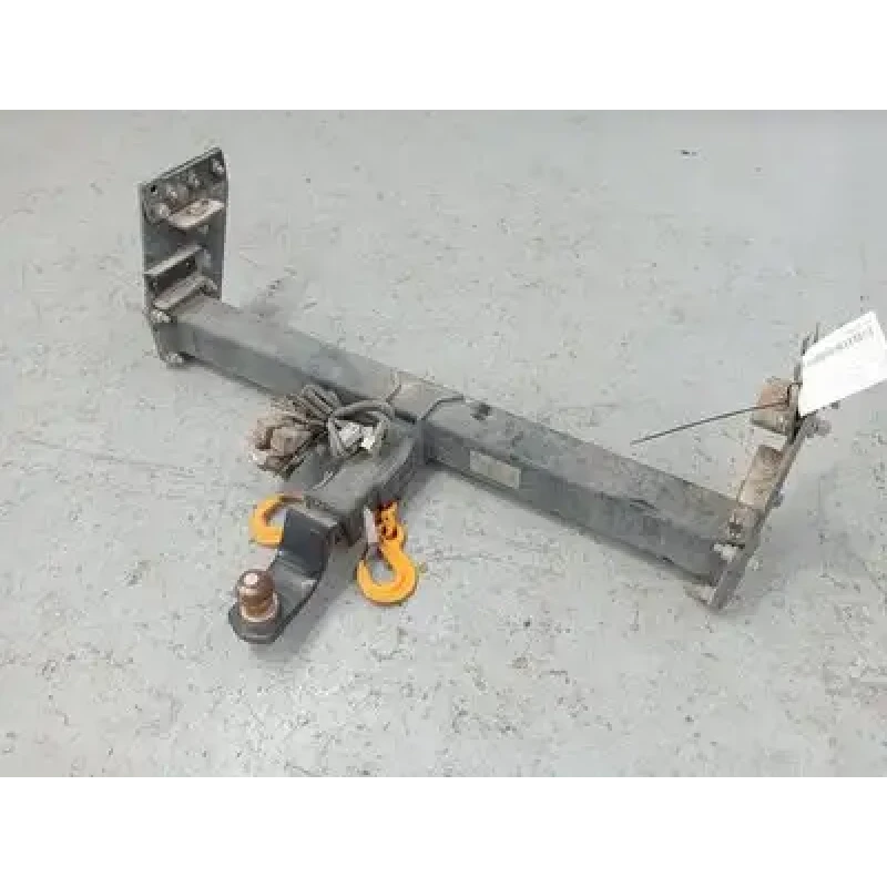 MITSUBISHI TRITON TOWBAR MQ, 2WD/4WD, W/ REAR STEP TYPE, 03/15-10/18 2017 MITSUBISHI TRITON TOWBAR MQ, 2WD/4WD, W/ REAR STEP TYPE, 03/15-10/18 2017