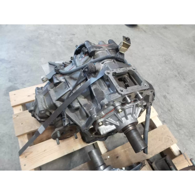 TOYOTA HILUX TRANSFER CASE PETROL, 3.4, 5VZ-FE (R150), MANUAL T/M TYPE, MANUAL L