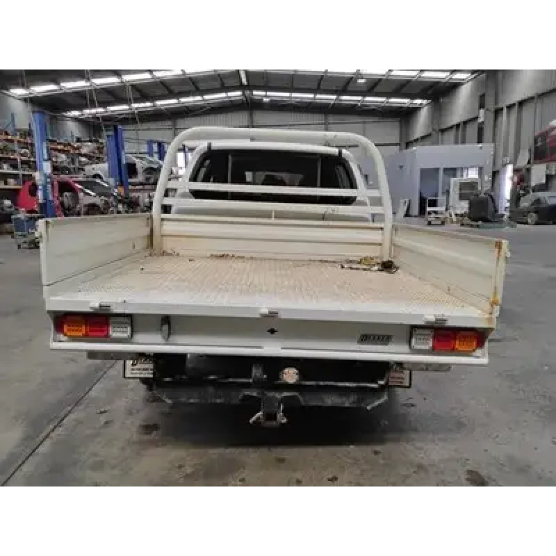 MITSUBISHI TRITON UTE BACK TRAY BACK, STEEL, DUAL CAB 2014 MITSUBISHI TRITON UTE BACK TRAY BACK, STEEL, DUAL CAB 2014