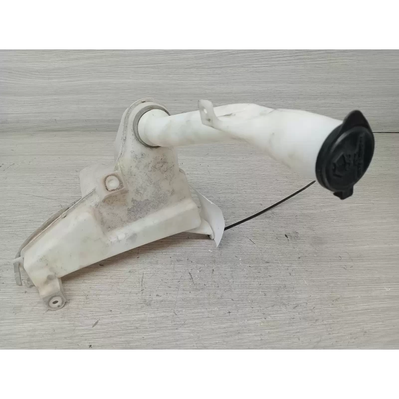 TOYOTA HILUX WASHER BOTTLE 02/05-08/15 2015