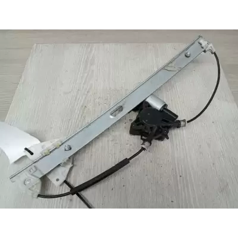 MAZDA CX7 RIGHT FRONT WINDOW REG/MOTOR ER, 11/06-02/12 2007