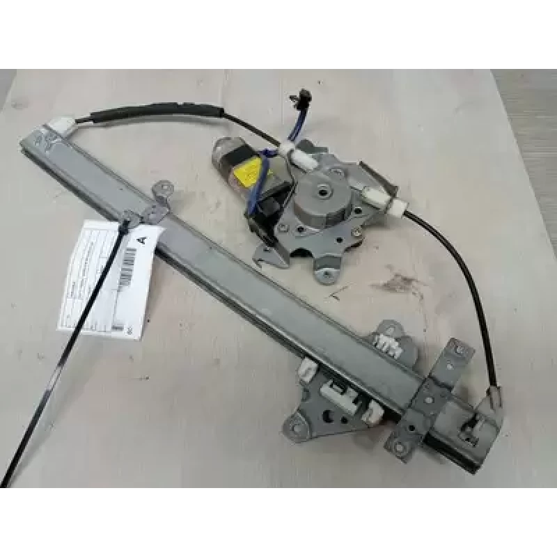 NISSAN NAVARA LEFT FRONT WINDOW REG/MOTOR D22, POWER, 04/97-06/07 2004