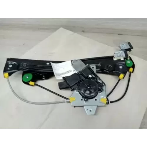 HOLDEN CRUZE RIGHT FRONT WINDOW REG/MOTOR DOOR REG ASSY (REG AND MOTOR), JH, 03/