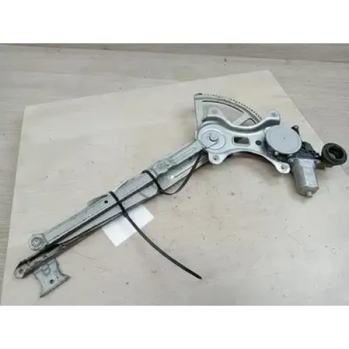 TOYOTA HIACE RIGHT FRONT WINDOW REG/MOTOR DOOR REG AND MOTOR ASSY, TRH/KDH, 01/0