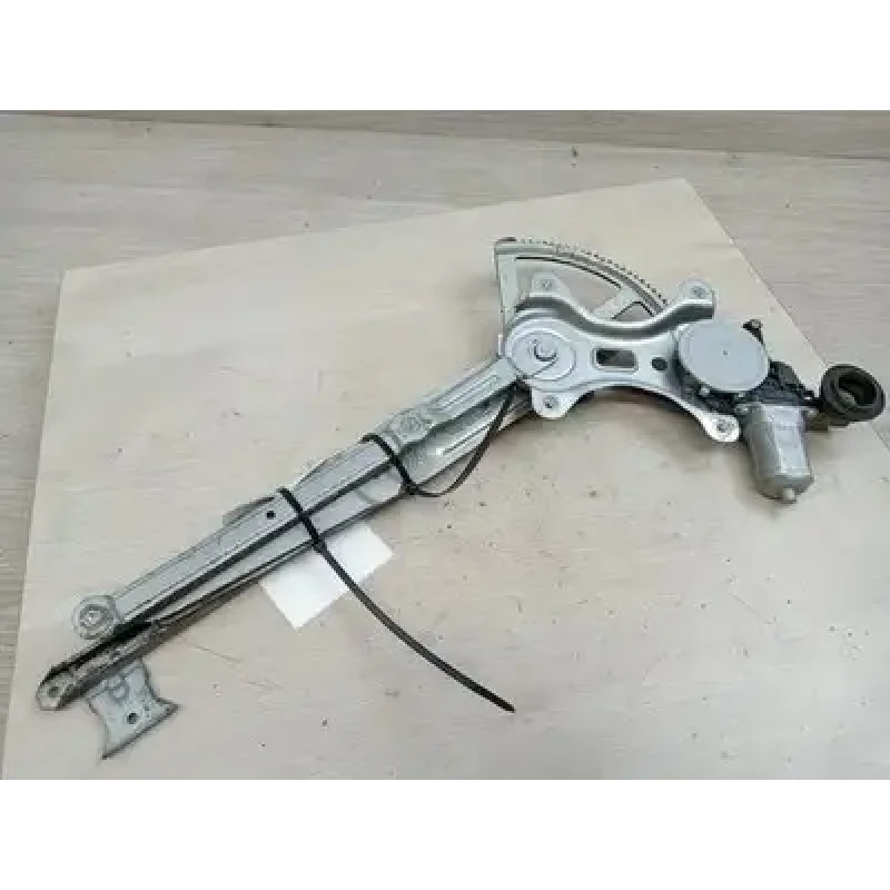 TOYOTA HIACE RIGHT FRONT WINDOW REG/MOTOR DOOR REG AND MOTOR ASSY, TRH/KDH, 01/0